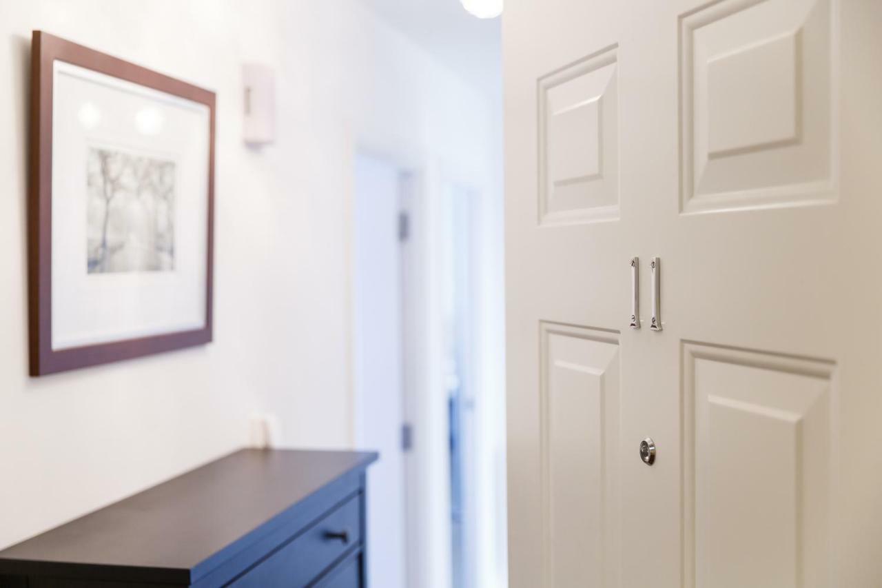 Contemporary Trumpington Apartment With Self Check-In ,Free On-Site Parking, Terrace, Super Fast Wifi & 5 Mins Drive To Papworth & Addenbrookes Hospitals Cambridge  Exterior foto
